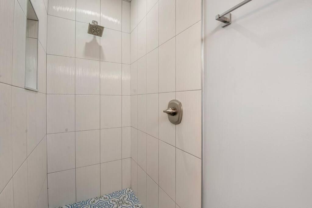 Modern Getaway Near The Beach With Room For A Boat West Palm Beach Eksteriør billede